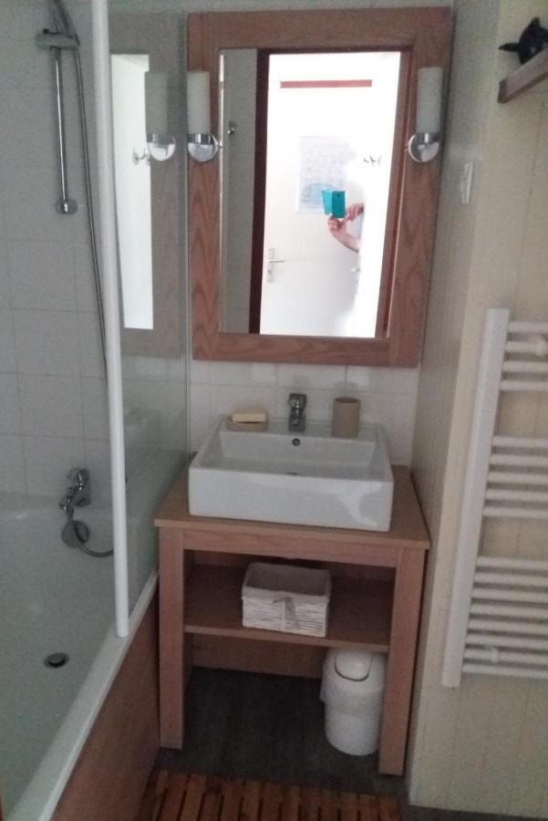 Ker Lomic Lägenhet Arzon Exteriör bild