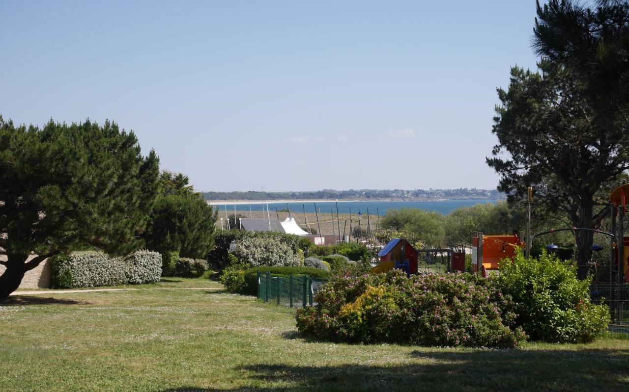 Ker Lomic Lägenhet Arzon Exteriör bild